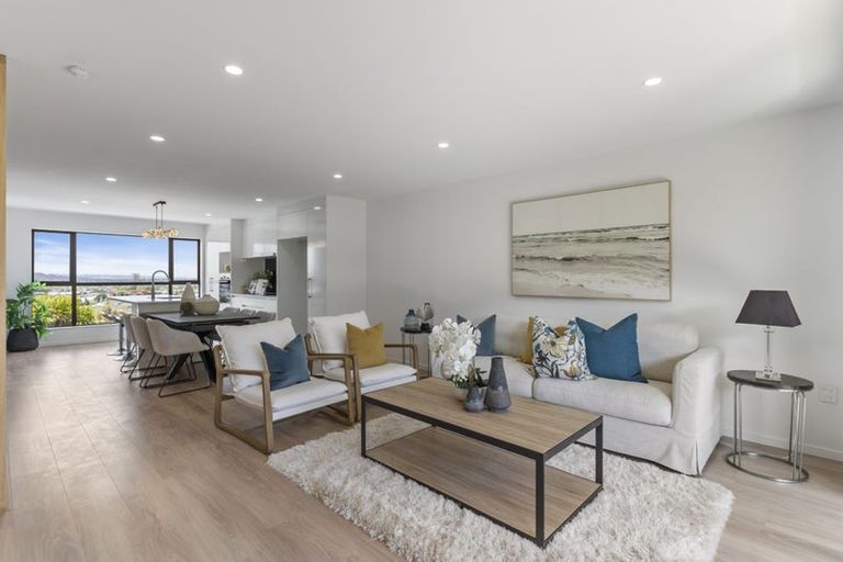 Photo of property in 8c Howe Street, Howick, Auckland, 2014