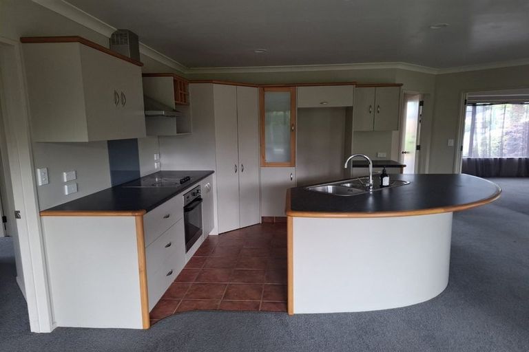 Photo of property in 24 Oaklands Drive, Cambridge, 3434