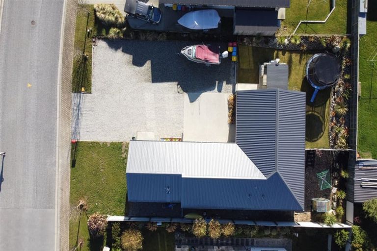Photo of property in 9 Little Maude Drive, Lake Hawea, Wanaka, 9382