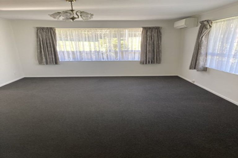 Photo of property in 47b Cypress Drive, Maungaraki, Lower Hutt, 5010
