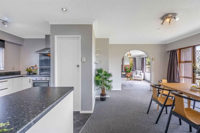 Photo of property in 4 Crowther Crescent, Heidelberg, Invercargill, 9812