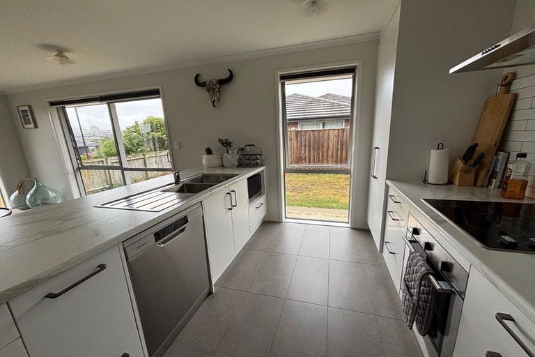 Photo of property in 44 Mclean Street, Pokeno, 2402