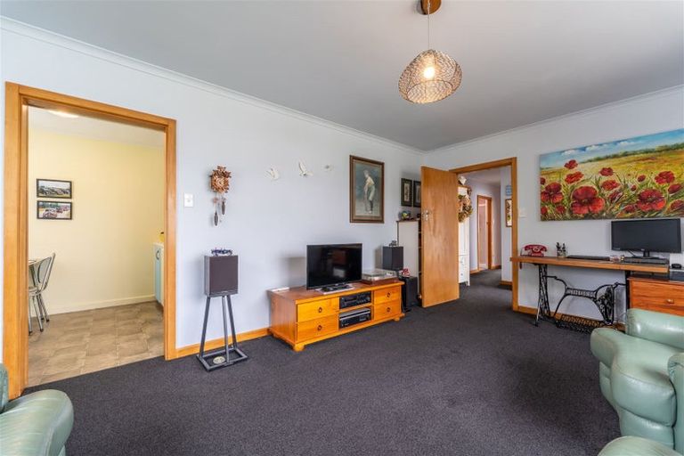 Photo of property in 100 Talbot Street, Geraldine, 7930