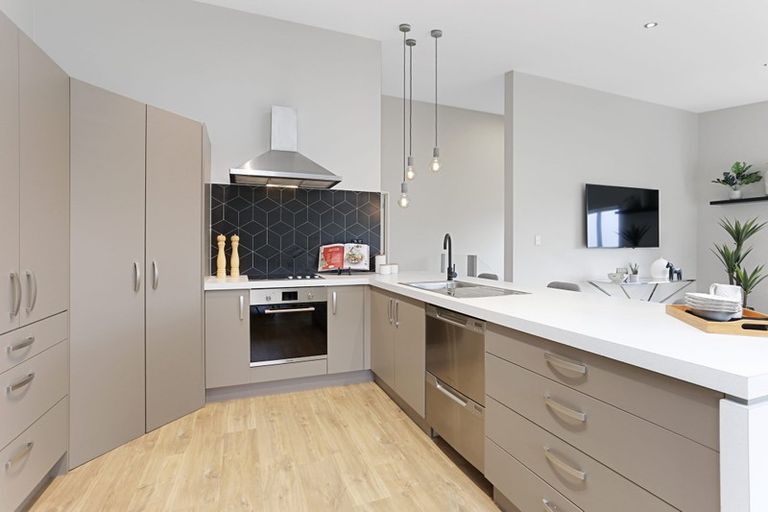 Photo of property in 141a Arran Road, Browns Bay, Auckland, 0630