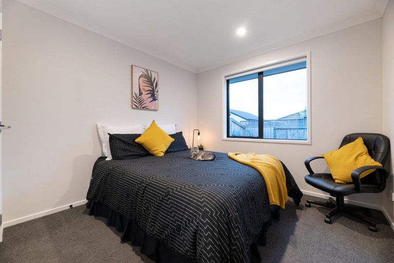 Photo of property in 15 Kotiate Street, Papamoa Beach, Papamoa, 3118