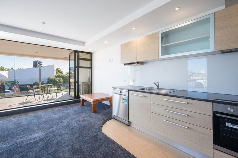 Photo of property in 12/5 Bisley Avenue, Moana, Nelson, 7011