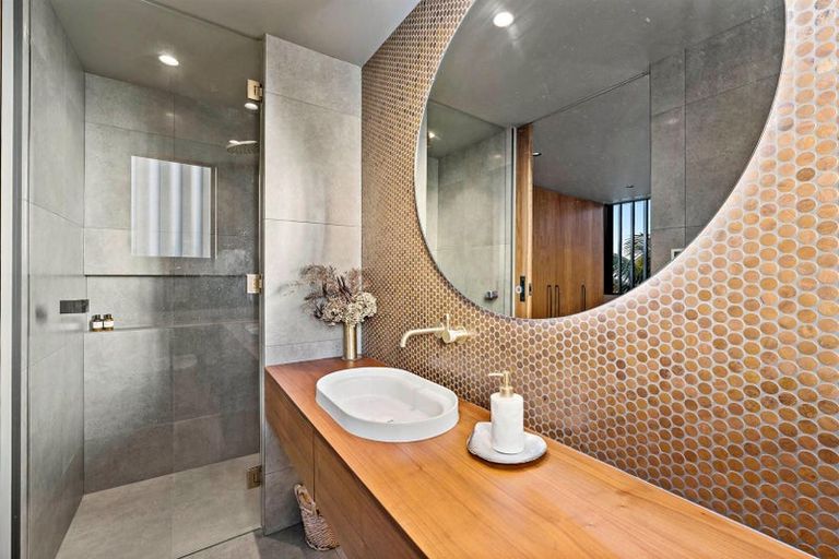 Photo of property in 14b William Street, Takapuna, Auckland, 0622