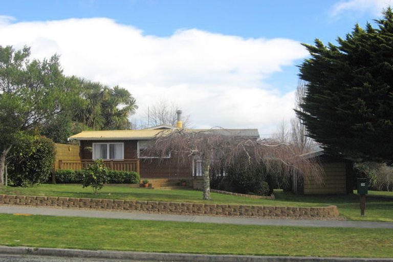 Photo of property in 19 Wharewaka Road, Wharewaka, Taupo, 3330