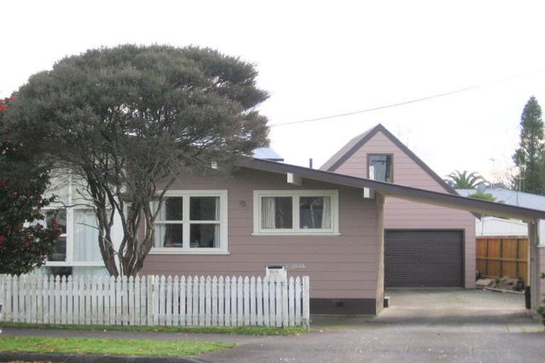 Photo of property in 280 Sandwich Road, St Andrews, Hamilton, 3200