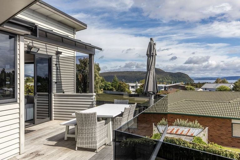 Photo of property in 72 Kahotea Drive, Motuoapa, Turangi, 3382