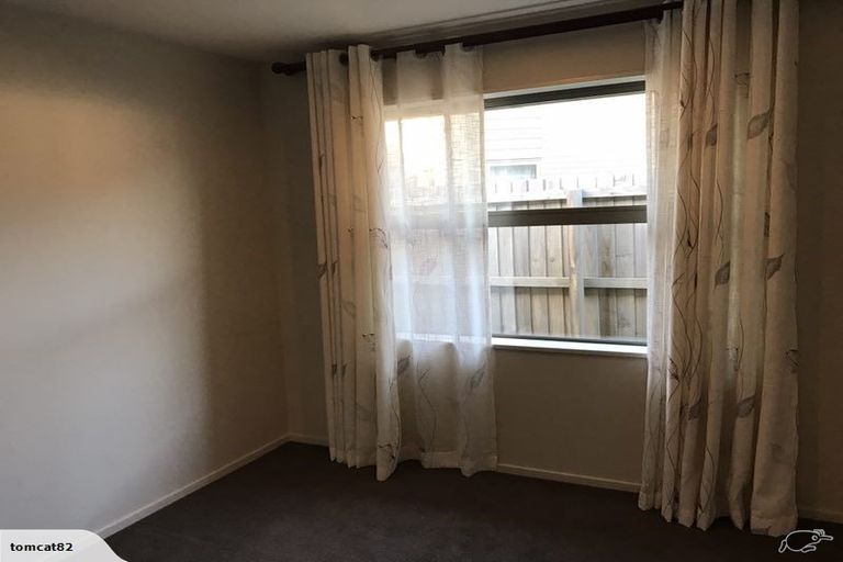 Photo of property in 16 Somerville Crescent, Aidanfield, Christchurch, 8025