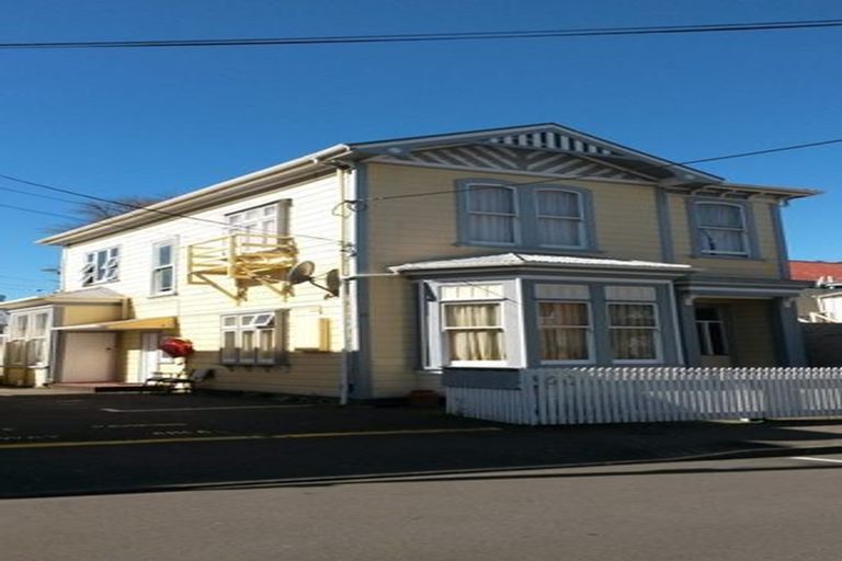 Photo of property in 10 Palmer Street, Aro Valley, Wellington, 6011