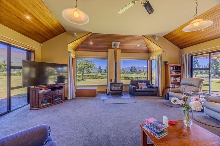 Photo of property in 90 Golf Course Road, Wanaka, 9305