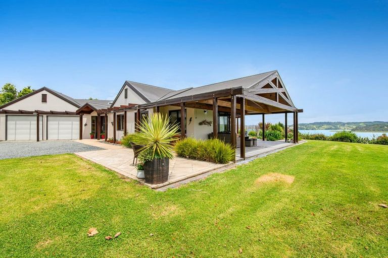 Photo of property in 71 Goodall Road, Snells Beach, 0920