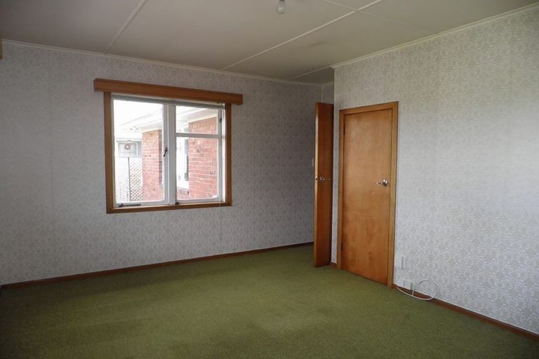 Photo of property in 8 Kohekohe Street, New Lynn, Auckland, 0600