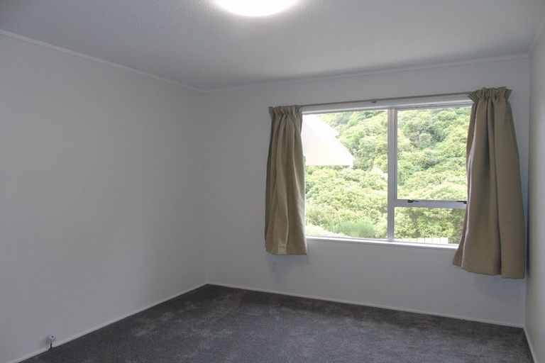 Photo of property in 107 South Karori Road, Karori, Wellington, 6012