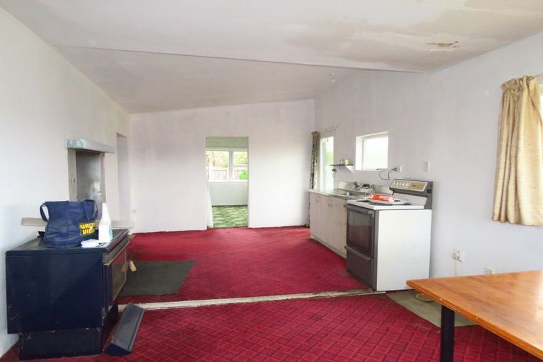 Photo of property in 17 Ives Street, Hector, 7822