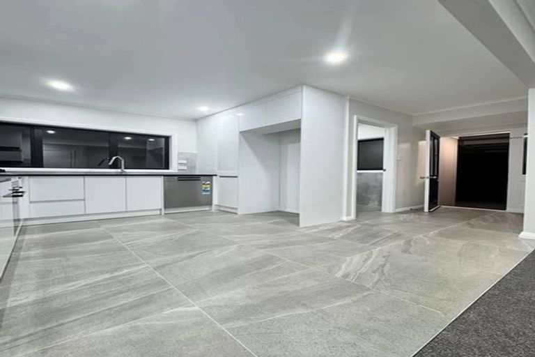 Photo of property in 78 Mcrobbie Road, Kingseat, Papakura, 2580