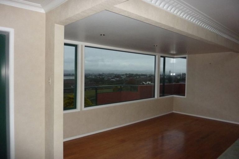 Photo of property in 242 Grange Road, Otumoetai, Tauranga, 3110