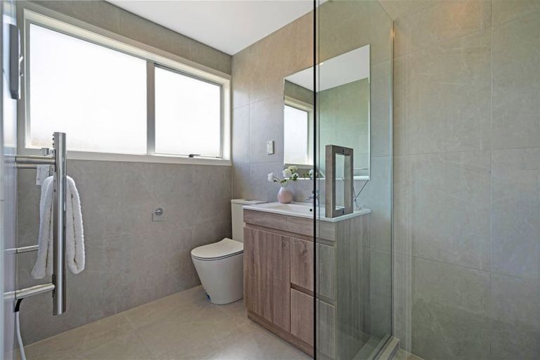 Photo of property in 6 Virgo Place, Glen Eden, Auckland, 0602