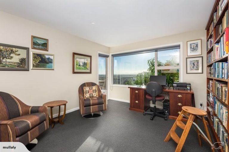 Photo of property in 41 Te Awakura Terrace, Mount Pleasant, Christchurch, 8081