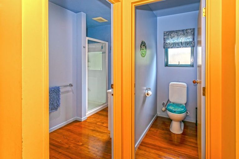 Photo of property in 12 Fishermans Bend, Whiritoa, Whangamata, 3691