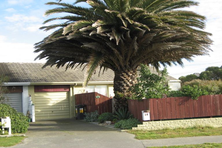Photo of property in 1/2 Kibblewhite Street, New Brighton, Christchurch, 8061