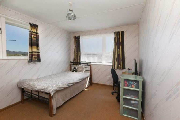 Photo of property in 11 Natone Street, Waitangirua, Porirua, 5024