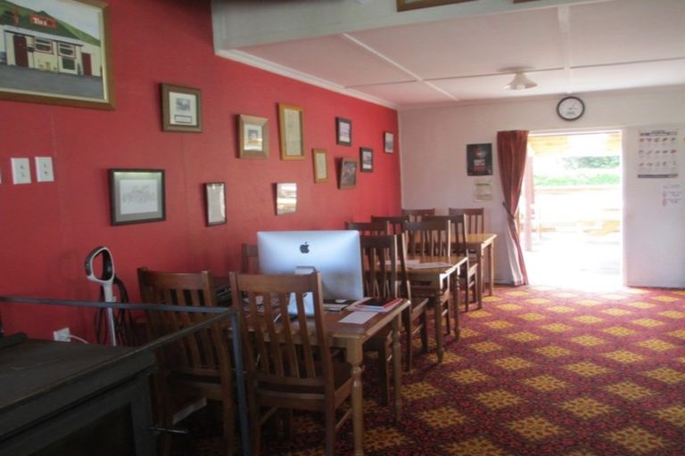 Photo of property in 12 Seaview Road, Otumoetai, Tauranga, 3110