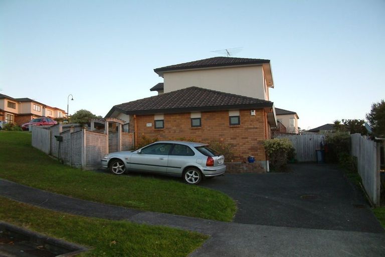 Photo of property in 29 Black Teal Close, Unsworth Heights, Auckland, 0632