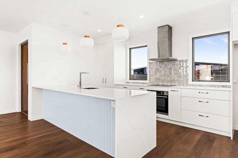 Photo of property in 10 Wai Orotu Street, Meeanee, 4110