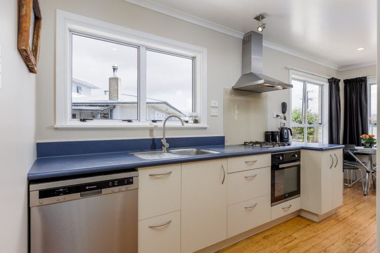 Photo of property in 8 Wilder Street, Waipukurau, 4200