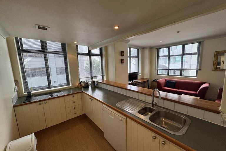 Photo of property in Kelvin House, 2f/16 The Terrace, Wellington Central, Wellington, 6011