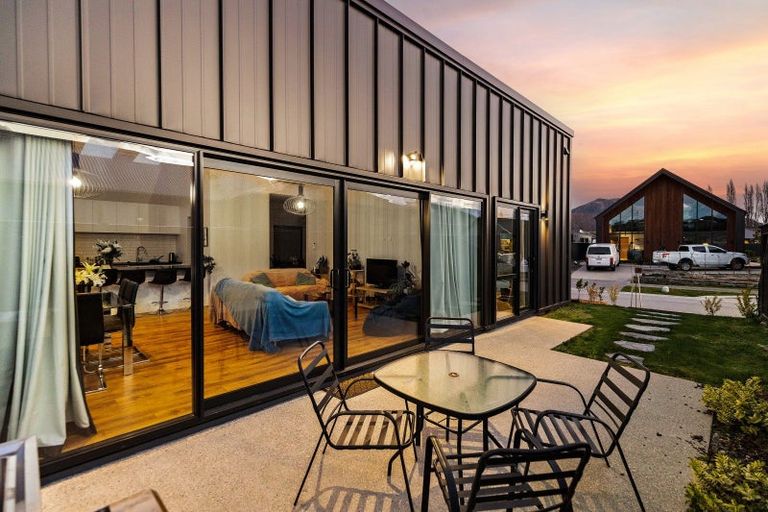 Photo of property in 4 Cumberland Road, Lower Shotover, Queenstown, 9304