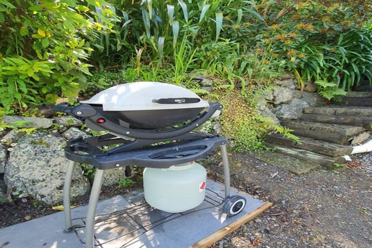 Photo of property in 9b Milton Terrace, Picton, 7220