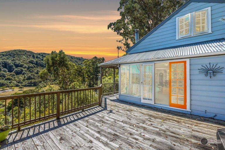 Photo of property in 10 Prebble Grove, Naenae, Lower Hutt, 5011