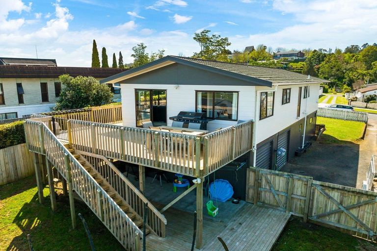 Photo of property in 24 Eureka Place, Parahaki, Whangarei, 0112