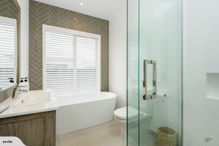 Photo of property in 3 Astelia Lane, Papamoa Beach, Papamoa, 3118