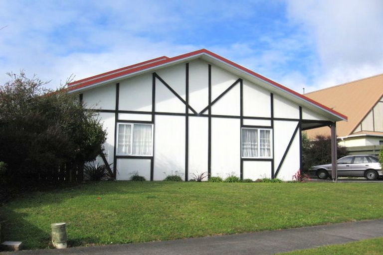 Photo of property in 23 Willowbank Crescent, Feilding, 4702