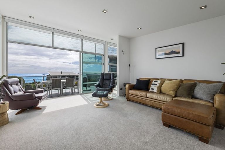 Photo of property in 2/5 Beach Street, Fitzroy, New Plymouth, 4312