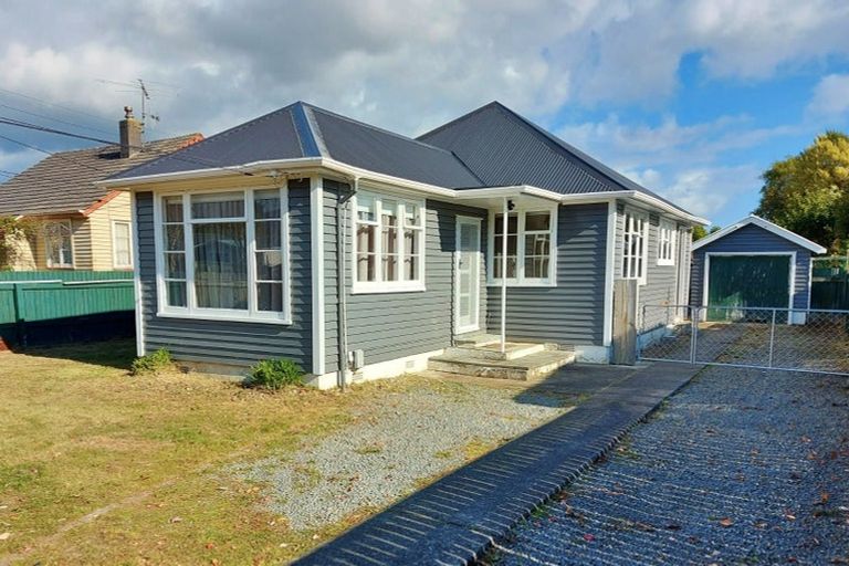 Photo of property in 22 Bristol Street, Trentham, Upper Hutt, 5018