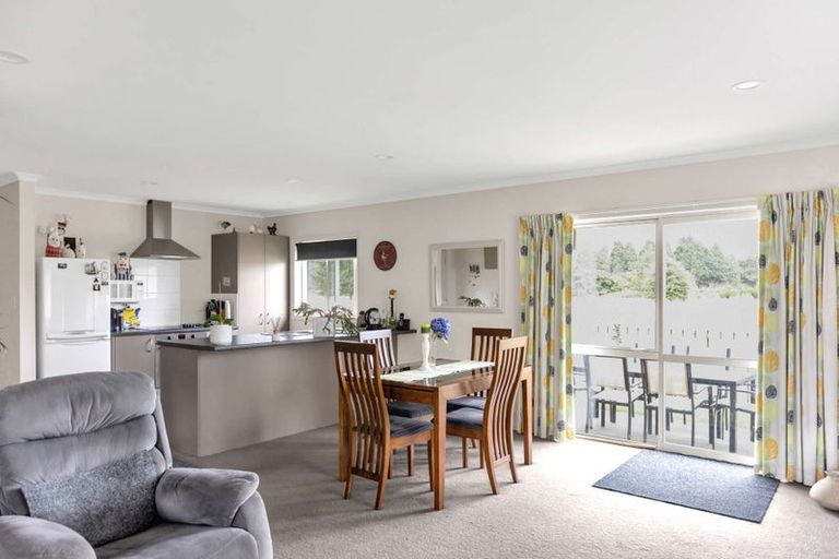 Photo of property in 10 Wicken Place, Reefton, 7830