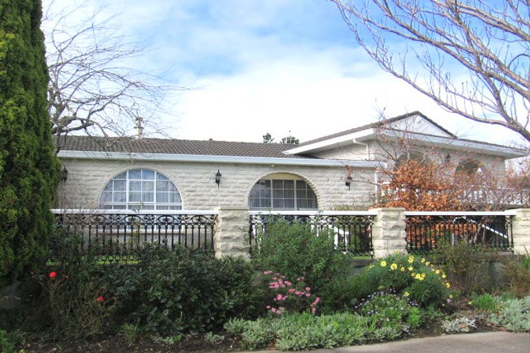 Photo of property in 19 Willowbank Crescent, Feilding, 4702