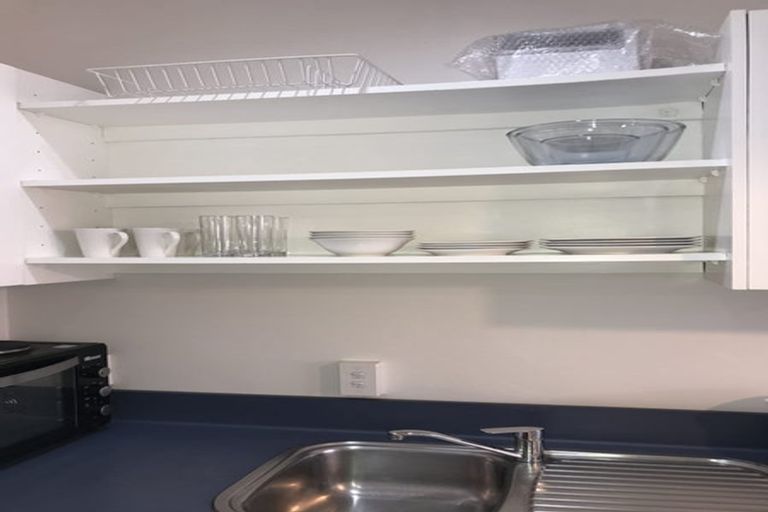 Photo of property in Terrace Tower Apartments, 1d/126 The Terrace, Wellington Central, Wellington, 6011