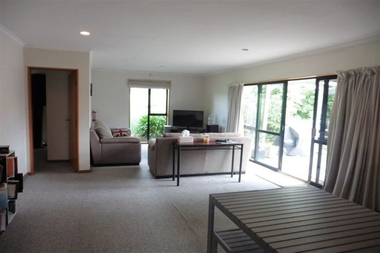 Photo of property in 2/25 Whiteleigh Avenue, Addington, Christchurch, 8024