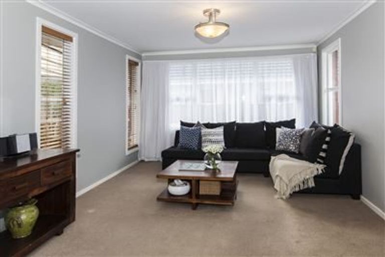 Photo of property in 188 Grimseys Road, Redwood, Christchurch, 8051