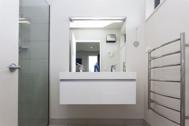 Photo of property in 17 Millesimes Way, Yaldhurst, Christchurch, 8042