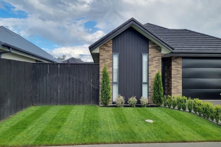 Photo of property in 11 Sweeney Street, Marshland, Christchurch, 8083