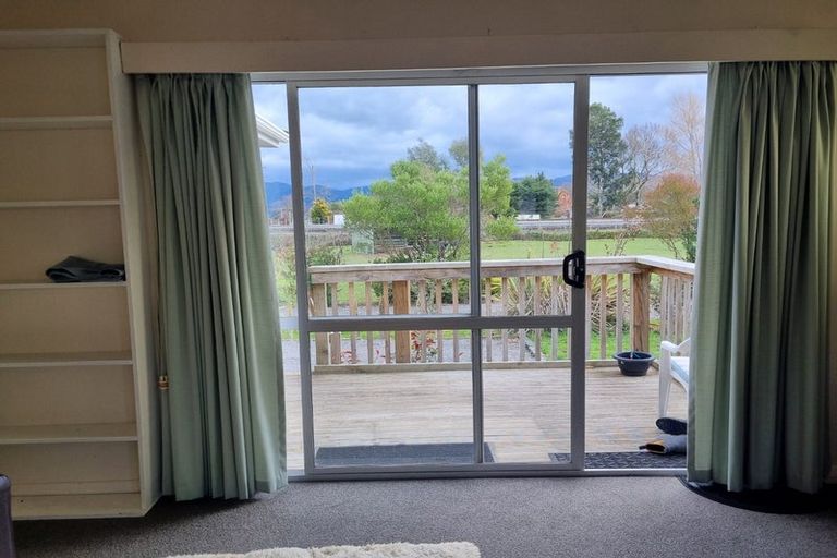 Photo of property in 82 Brooklyn Road, Carterton, 5713