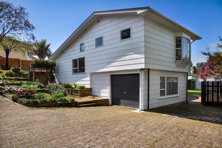 Photo of property in 32a Camellia Avenue, Bell Block, New Plymouth, 4312